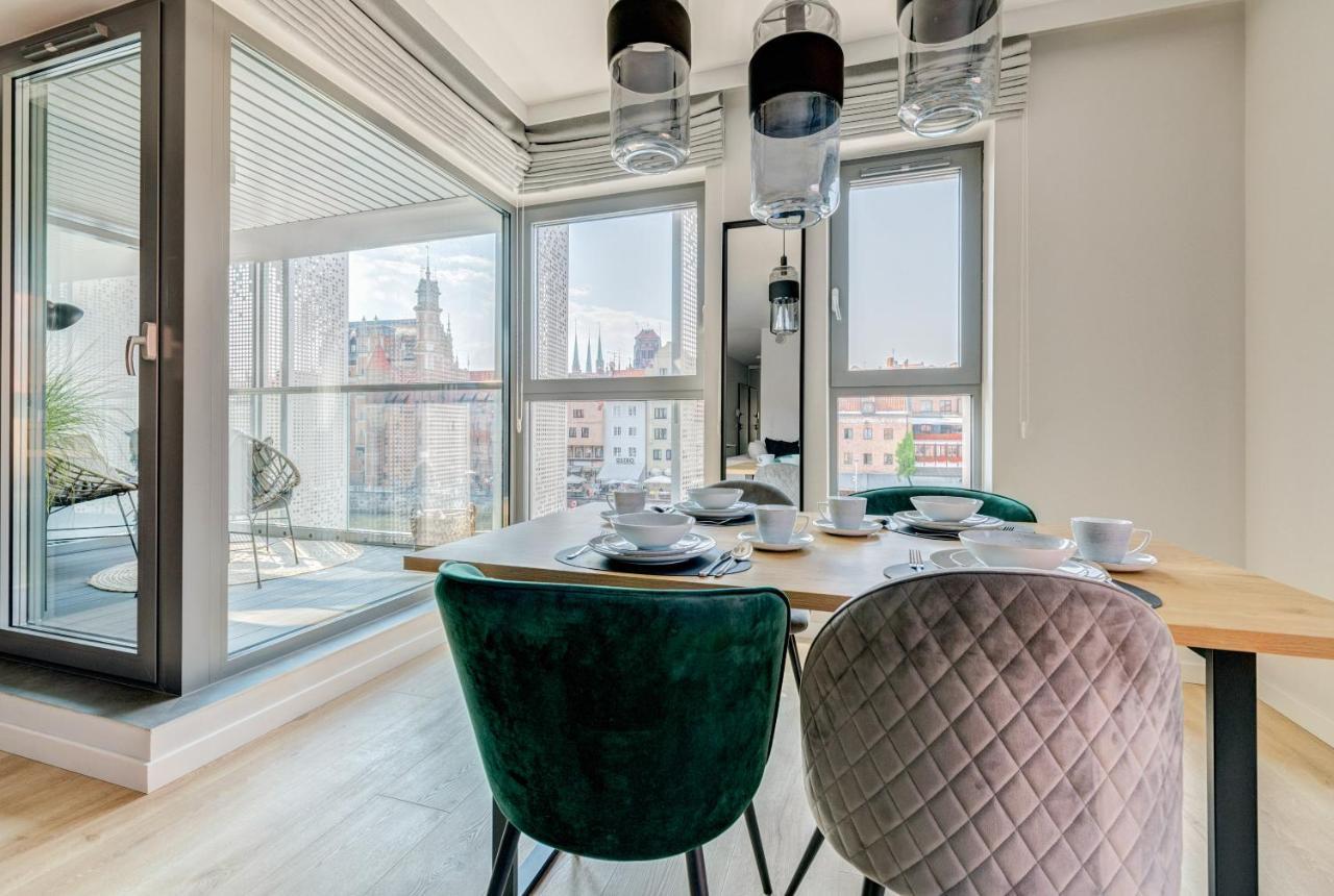 The Black Crane Apartment Гданск Екстериор снимка