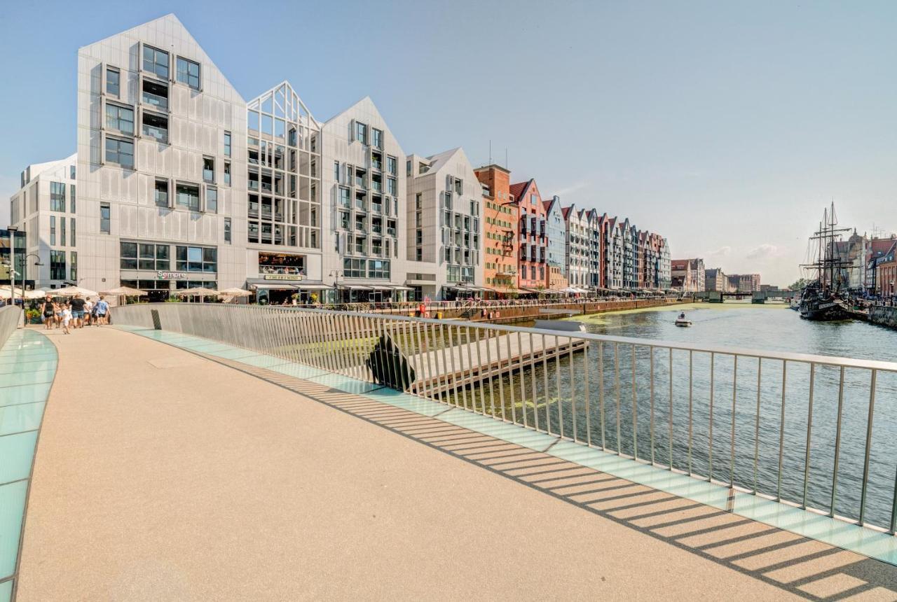 The Black Crane Apartment Гданск Екстериор снимка